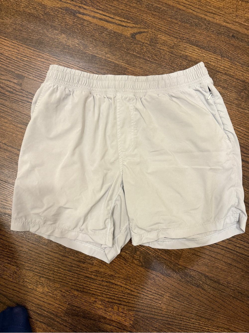 RHONE Cream Athletic Elastic-Waist Shorts
